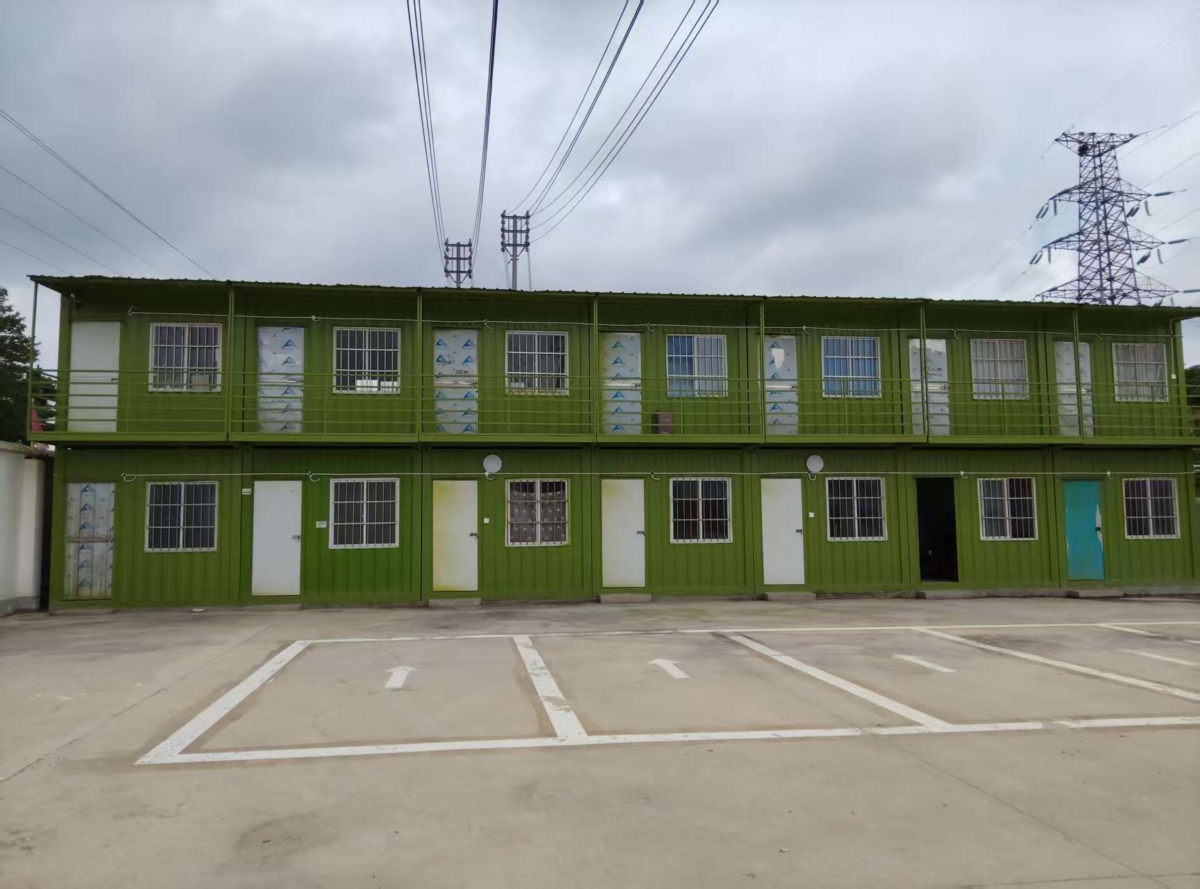 �������������ؼ�װ�����۸� ����Ǯ